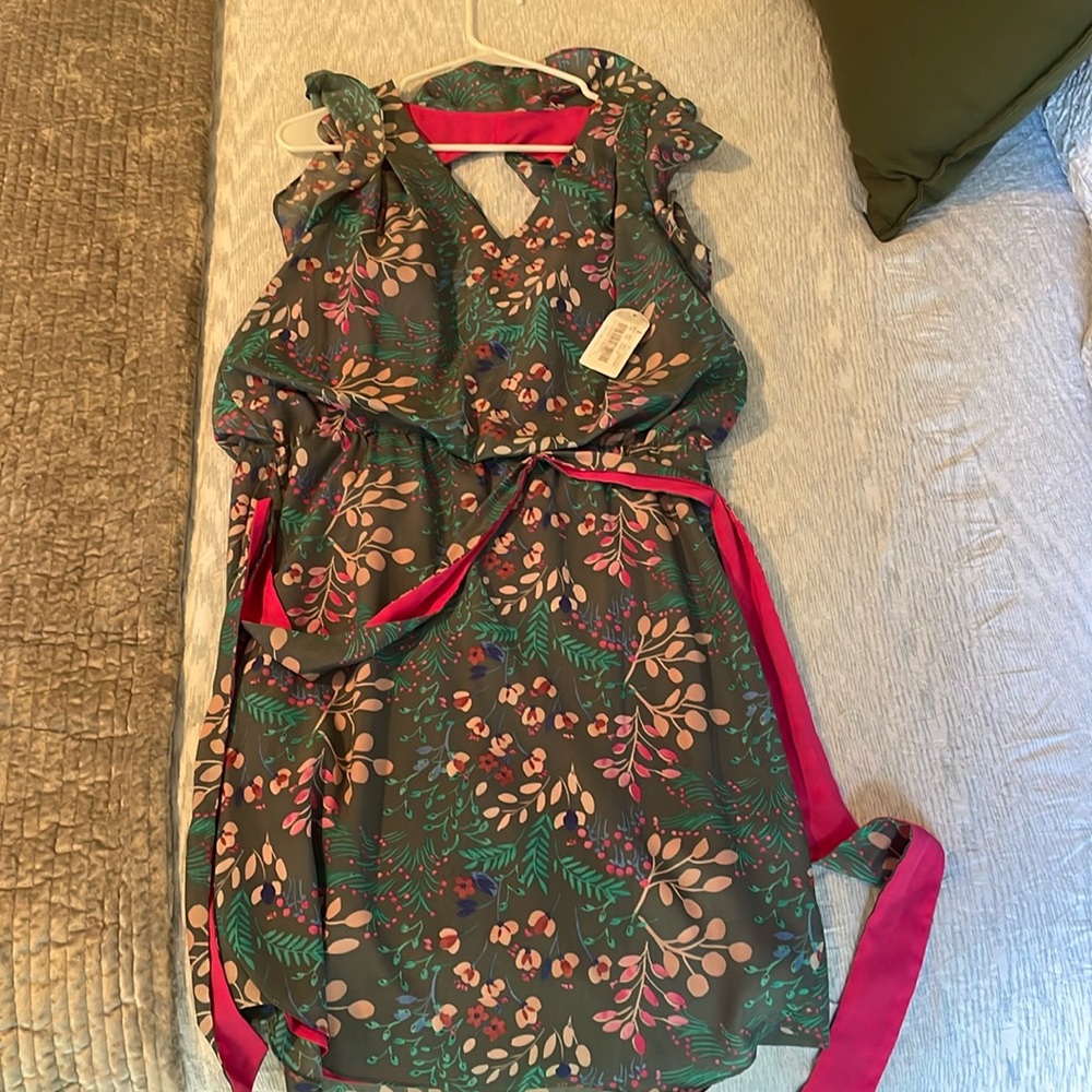 Jessica Simpson dress